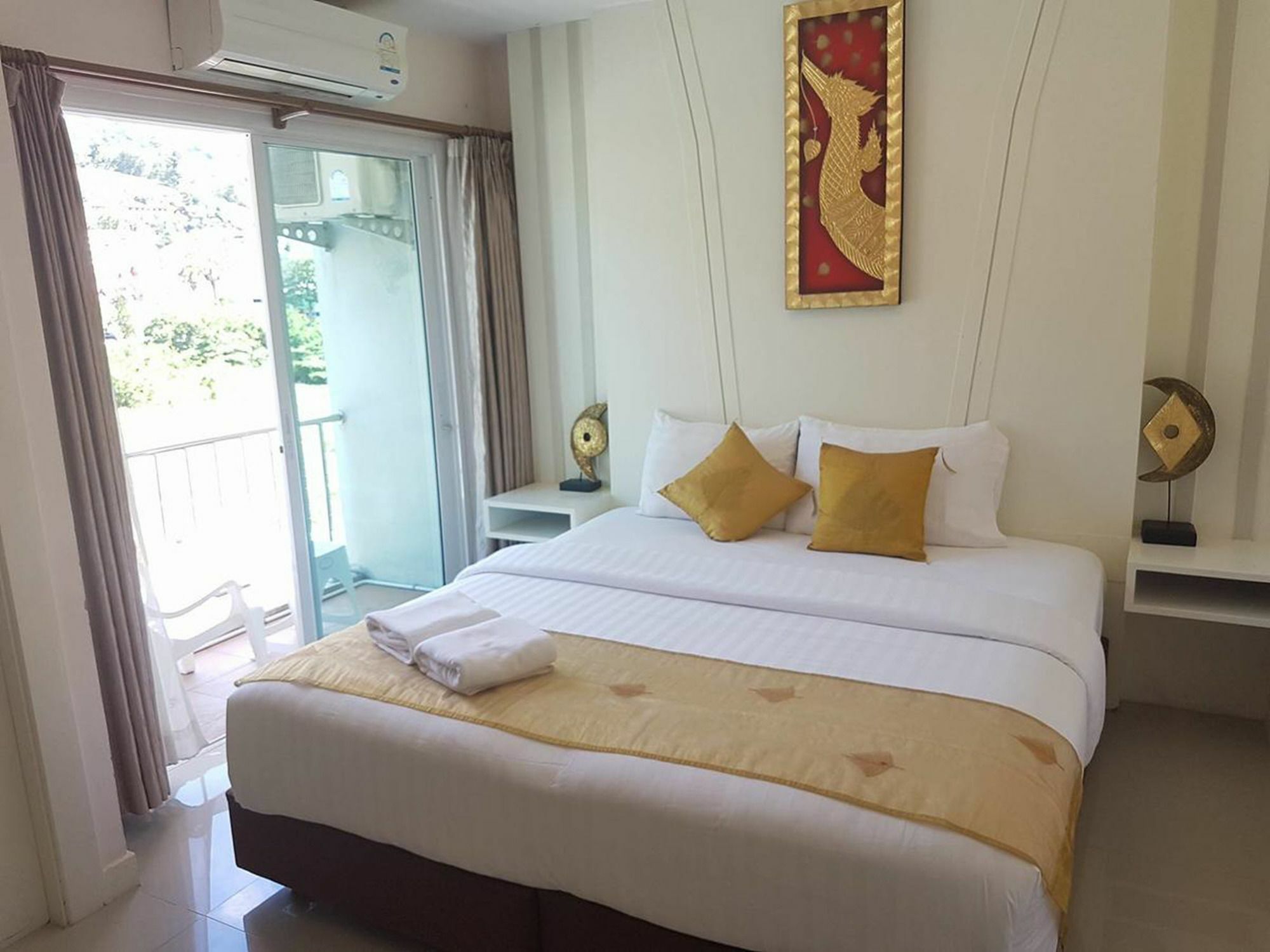 J Sweet Dream Boutique Hotel Phuket Patong 外观 照片